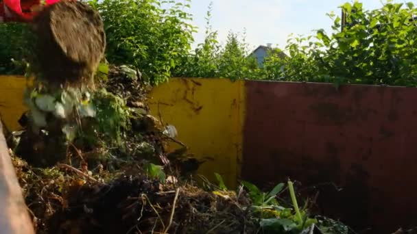 Basura Biológica Compost Verde Con Muchos Diferentes Plant Bucket Con — Vídeo de stock