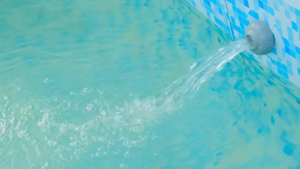 Pool vatten filtrering. slow motion. Swimmingpool Filter.Blå vattenfilter.Swimmingpool rengöring — Stockvideo
