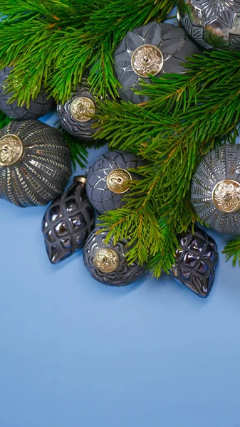 Vánoční Koule Pozadí Vánoce Mockup Šedými Míčky Zelené Vánoční Strom — Stock fotografie