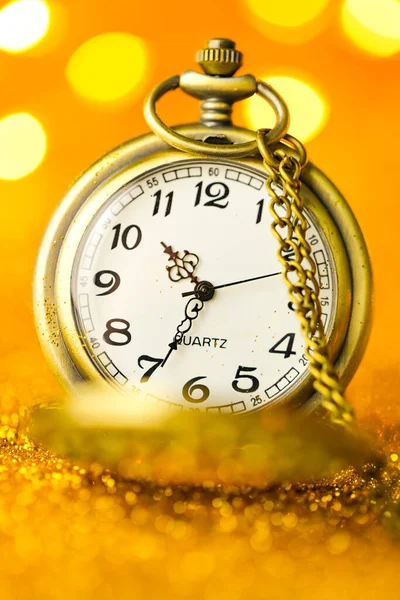 Christmas New Year Time Golden Watch Gold Glitter Shining Bokeh — стокове фото