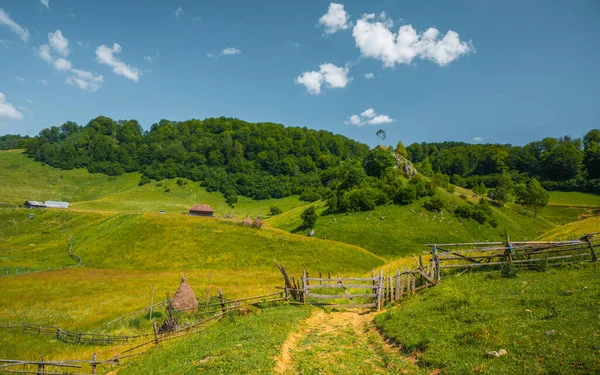 Julio 2021 Paisaje Fundatura Ponorului Día Soleado Verano — Foto de Stock