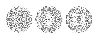 Üç vektör mandala seti. Yetişkinler için boyama sayfası koleksiyonu. Meditasyon süreci için yuvarlak desen.