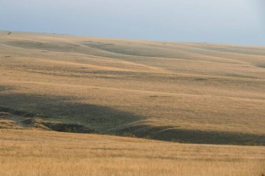 Davitgareji, Georgia 'da sonbahar manzarası ve gün batımı manzarası