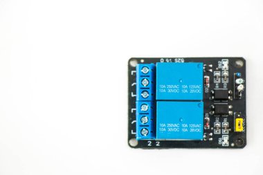 Mikroişlemci ve mikroçipler, anakart arka planı ve elektrik parçalarının dokusu