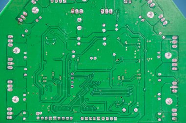 Elektronik anakart, izometrik işlemci mikroçip