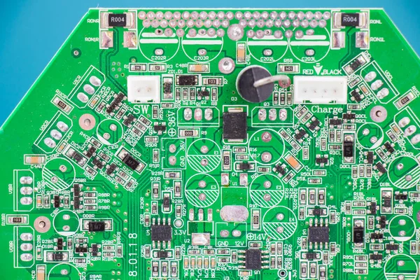 Elektronik anakart, izometrik işlemci mikroçip