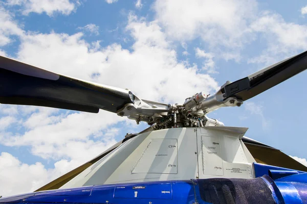Helicopter Close Blue White Helicopter View — Stockfoto