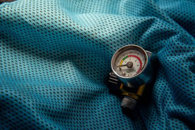 Arka plan teknolojisi üzerindeki Buhar Basıncını Ölçmek için Rüzgâr Ölçeği birim çubuğu Vintage Skalası