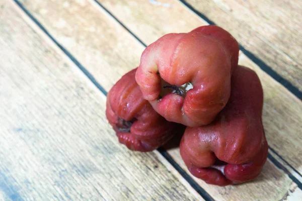 Rosenäpple Röd Asiatisk Frukt Gatumat — Stockfoto