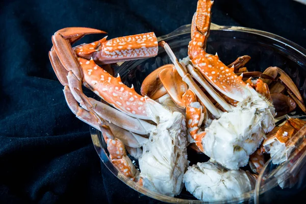 Meeresfrüchte Krabben Asiatischen Street Food Einem Teller Auf Dem Hintergrund — Stockfoto
