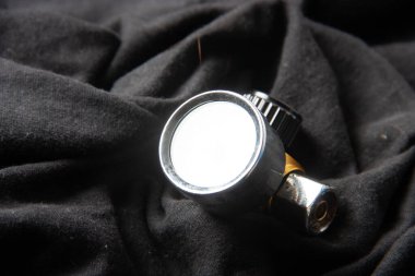 Arka plan teknolojisi üzerindeki Buhar Basıncını Ölçmek için Rüzgâr Ölçeği birim çubuğu Vintage Skalası