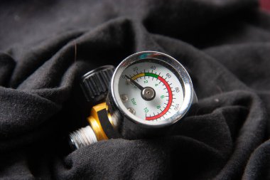 Arka plan teknolojisi üzerindeki Buhar Basıncını Ölçmek için Rüzgâr Ölçeği birim çubuğu Vintage Skalası