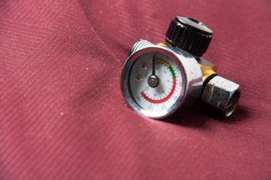 Arka plan teknolojisi üzerindeki Buhar Basıncını Ölçmek için Rüzgâr Ölçeği birim çubuğu Vintage Skalası