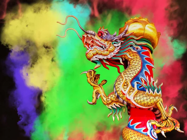 Golden Dragon Chinese Natural Backdrop Motion Blur — Stock Photo, Image