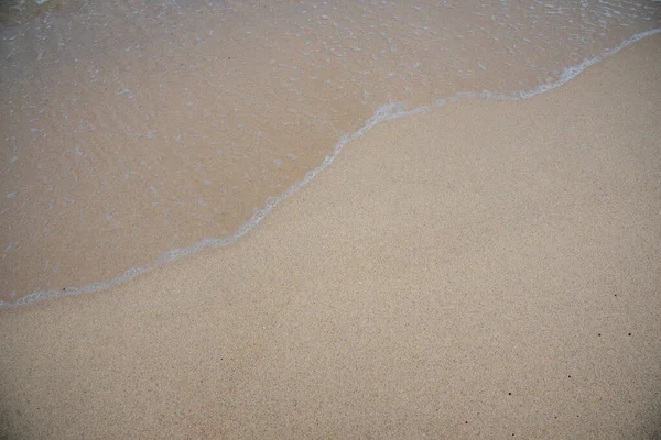 海の波スポンジ塩水の性質 — ストック写真