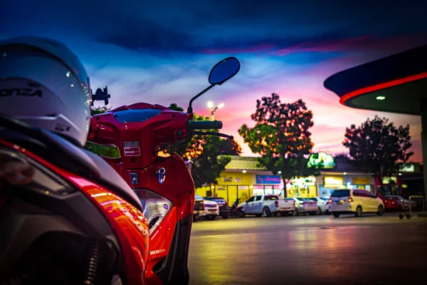 Red Motorcycles Led System Auto Honda Technology 110Cc System Nonthaburi — Stock Photo, Image
