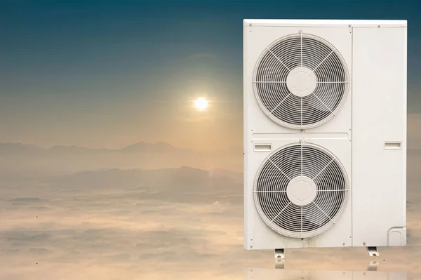 Air Conditioner Condenser System Condenser Outdoor Unit Fan Close Isolated — Foto de Stock