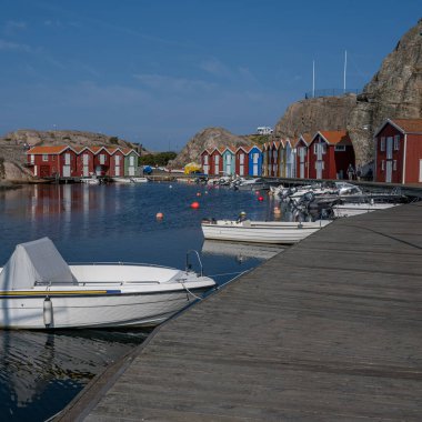 İsveç Batı Yakası takımadalarında geleneksel kayıkhaneler