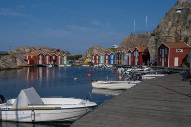 İsveç Batı Yakası takımadalarında geleneksel kayıkhaneler