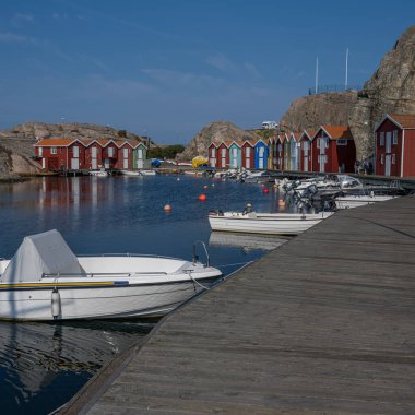 İsveç Batı Yakası takımadalarında geleneksel kayıkhaneler