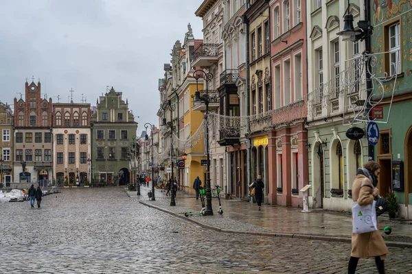 Der Marktplatz in der Renaissance-Altstadt von Poznan, Polen — Stockfoto