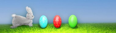 Çayırda yavru tavşan ve yumurtalarla paskalya arkaplanı. 3 Boyutlu resimleme.