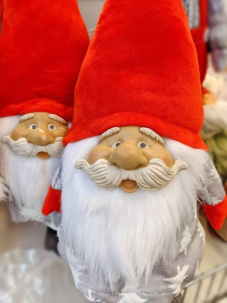 Веселые Рождественские Гномы Красных Шляпах Концепция Праздника Новым Годом Рождеством — стоковое фото