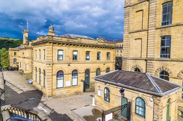 Una Vista Sul Villaggio Modello Saltaire Yorkshire Regno Unito Estate — Foto Stock