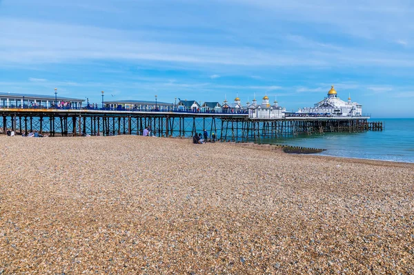 Una Vista Hacia Lado Oeste Del Muelle Eastbourne Reino Unido — Foto de Stock