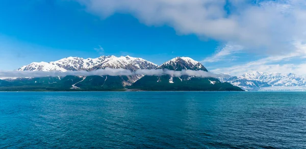 Pohled Nízko Položený Mrak Stranách Disenchartment Bay Aljaška Létě — Stock fotografie