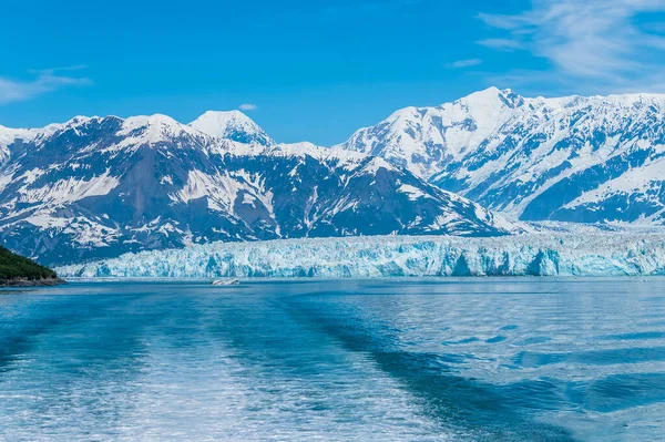 View Sailing Away Hubbard Glacier Alaska Summertime — 스톡 사진