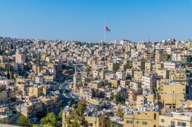 Yaz mevsiminde Amman, Ürdün şehir merkezindeki kaleden bir manzara