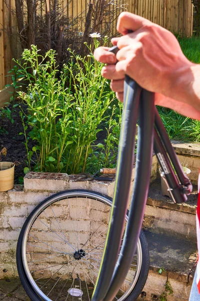 Riparazione Biciclette Riparare Pneumatico Piatto Pneumatico Della Bicicletta Cambiare Camera — Foto Stock