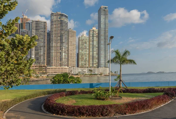 Panama City Panama Marzec 2019 Widok Panoramy Nabrzeża Zatoce Panama — Zdjęcie stockowe