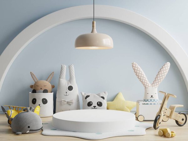 Подиум макета для продукта в детской комнате на голубой wall.3d рендеринга