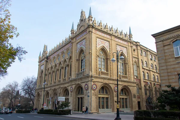 Ismailiyya Palace in Baku. The Presidium of the Academy of Sciences of Azerbaijan. Historic buildings in Baku — стоковое фото