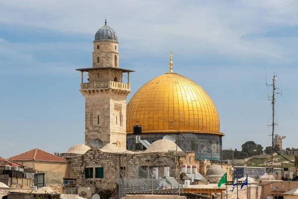 The Dome of the Rock on the Temple Mount in the Old City of Jerusalem. Qubbat As-Sakhra — ストック写真