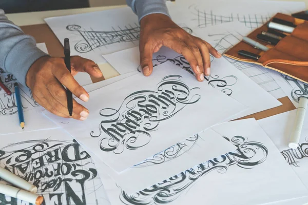 Typography Calligraphy Artist Designer Drawing Sketch Writes Letting Spelled Pen — Stock Fotó