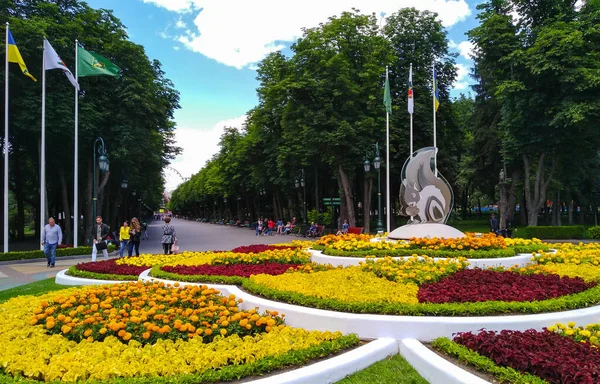 Kharkiv Ukraine June 2019 Flowers Front Main Entrance Maxim Gorky — Stock Photo, Image