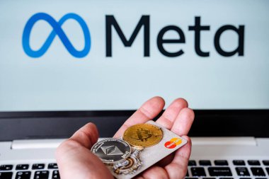 Rusya Ufa Şubat 2022: Cryptovalta, meta-evrenin arka planına karşı yeni bir ödeme sistemidir. Bitcoin bir meta-punk teknoloji şirketidir. Yeni bir gerçeklik. Yüksek kalite fotoğraf