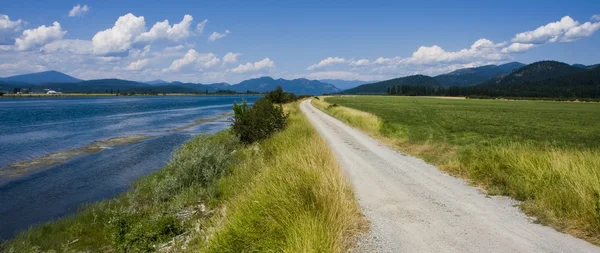 Pend oreille flussstraße — Stockfoto