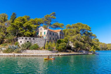 Hırvatistan 'ın Mljet Ulusal Parkı' ndaki geleneksel ev