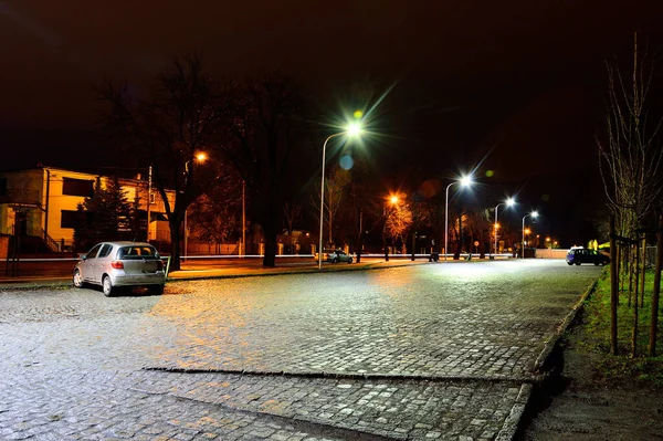 Calles Después Lluvia Una Ciudad Nocturna Iluminada Por Farolas Lluvia — Foto de Stock