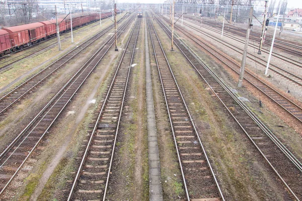 Infraestrutura Ferroviária Trilhos Trilhos Cabos Energia Sobre Trilhas — Fotografia de Stock