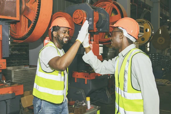 Teamwork Working Together Two African American Male Workers Honor High — Foto de Stock