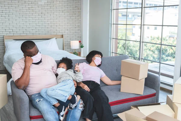 African American Family Father Mother Daughter Thay Tired Moving House — Stock Photo, Image