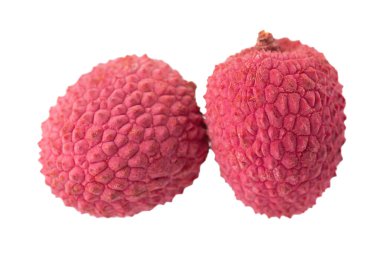 Lychee meyvesi beyaz arka planda izole edilmiş. Tropik egzotik taze olgun meyve. Litchi chinensis. Kesme yolu
