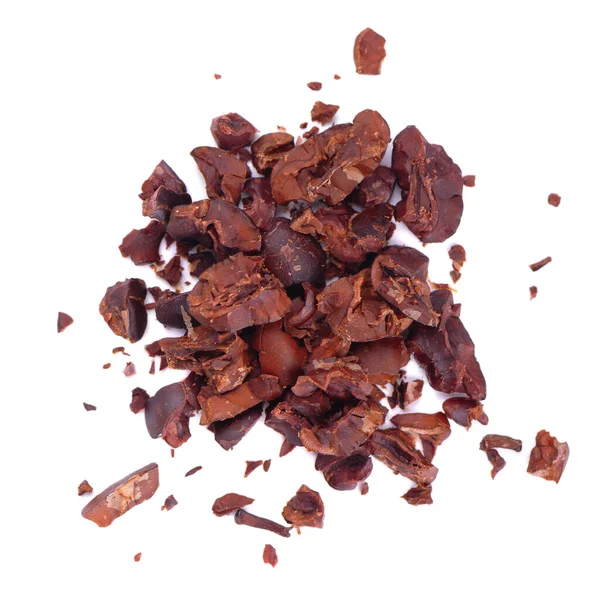 Kakaová Drobenka Loupané Kakaové Boby Izolované Bílém Pozadí Pražené Aromatické — Stock fotografie