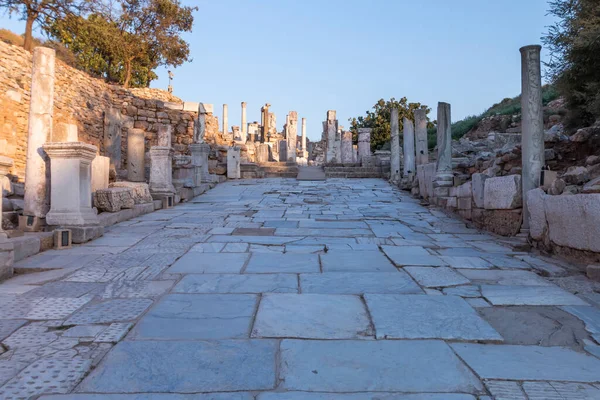 Ruins Celsius Library Ancient City Ephesus Turkey Beautiful Summer Day — Zdjęcie stockowe