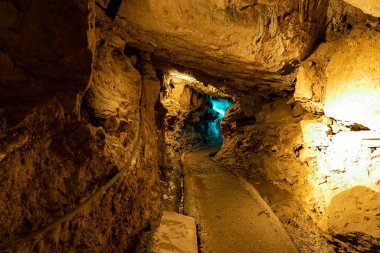 Fakilli Cave, located in Duzce, Turkey, offers a wonderful view with natural formations, stalactites and stalagmites.